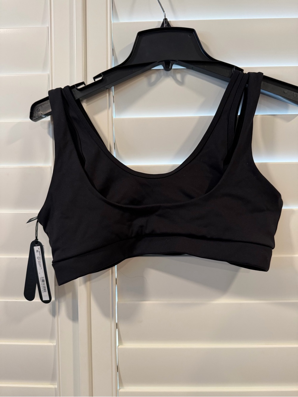 SKIMS Black Scoop Neck Double-Strap Sports Bra
